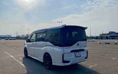 Honda Stepwgn IV, 2021 год, 2 970 000 рублей, 5 фотография