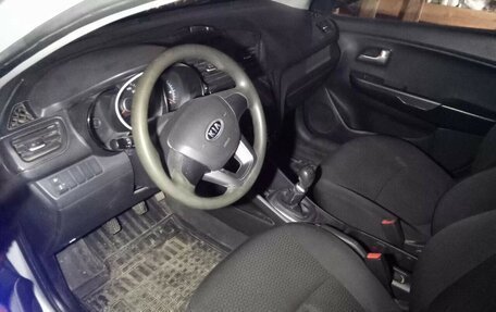 KIA Rio III рестайлинг, 2012 год, 550 000 рублей, 4 фотография