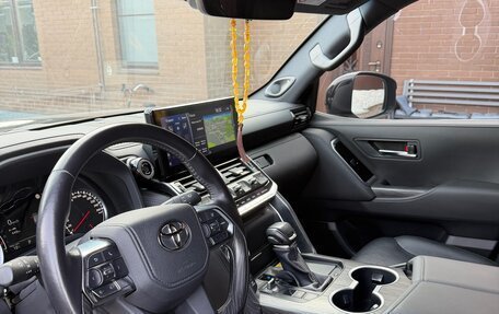 Toyota Land Cruiser, 2021 год, 9 350 000 рублей, 8 фотография