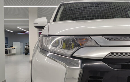 Mitsubishi Outlander III рестайлинг 3, 2019 год, 2 070 000 рублей, 17 фотография