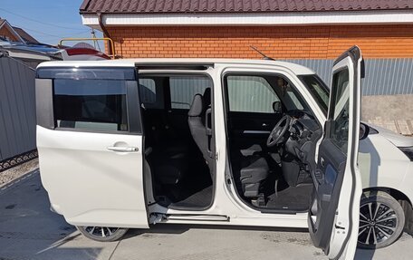 Toyota Roomy I, 2021 год, 1 330 000 рублей, 10 фотография