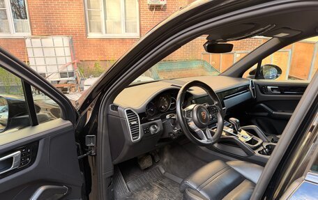 Porsche Cayenne III, 2019 год, 5 950 000 рублей, 9 фотография