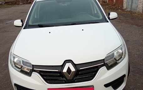 Renault Logan II, 2020 год, 840 000 рублей, 2 фотография