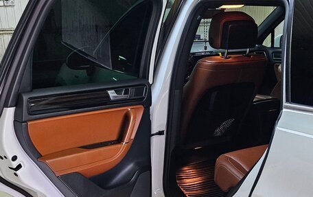 Volkswagen Touareg III, 2014 год, 2 300 000 рублей, 10 фотография