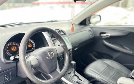 Toyota Corolla, 2010 год, 850 000 рублей, 11 фотография