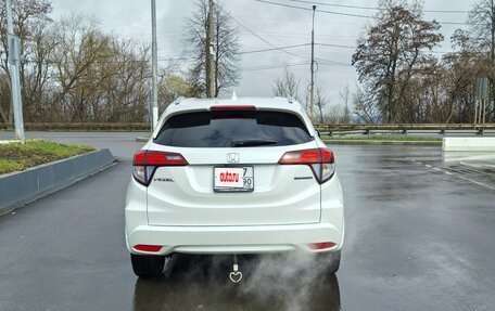 Honda Vezel, 2014 год, 1 430 000 рублей, 6 фотография