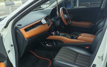 Honda Vezel, 2014 год, 1 430 000 рублей, 12 фотография