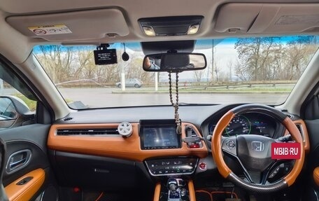 Honda Vezel, 2014 год, 1 430 000 рублей, 9 фотография