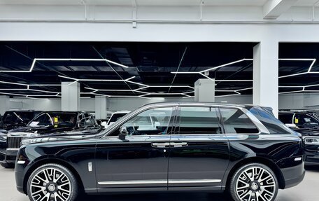 Rolls-Royce Cullinan, 2021 год, 38 950 000 рублей, 7 фотография