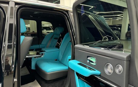 Rolls-Royce Cullinan, 2021 год, 38 950 000 рублей, 23 фотография