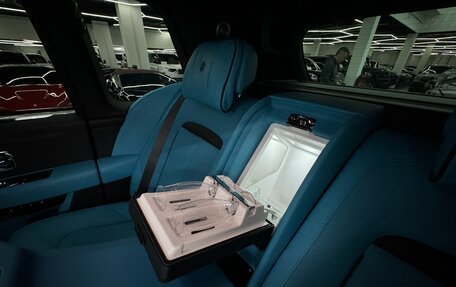 Rolls-Royce Cullinan, 2021 год, 38 950 000 рублей, 28 фотография