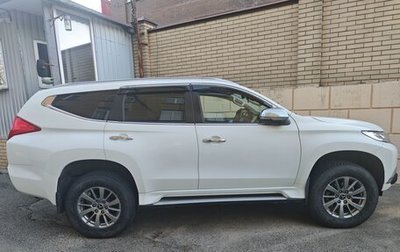 Mitsubishi Pajero Sport III рестайлинг, 2017 год, 2 600 000 рублей, 1 фотография