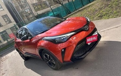 Toyota C-HR I рестайлинг, 2021 год, 3 350 000 рублей, 1 фотография
