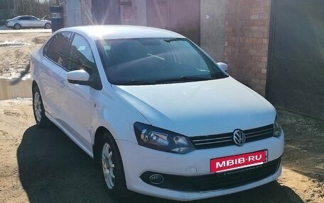 Volkswagen Polo VI (EU Market), 2012 год, 540 000 рублей, 2 фотография