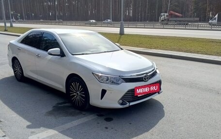 Toyota Camry, 2015 год, 2 300 000 рублей, 3 фотография