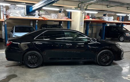 Toyota Camry, 2017 год, 2 350 000 рублей, 4 фотография