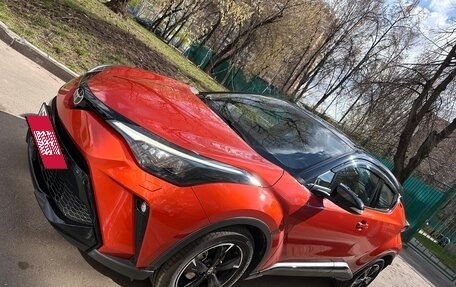 Toyota C-HR I рестайлинг, 2021 год, 3 350 000 рублей, 4 фотография