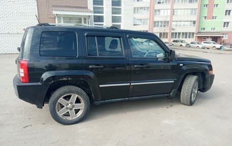 Jeep Liberty (Patriot), 2008 год, 800 000 рублей, 2 фотография