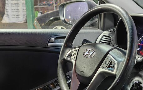 Hyundai Solaris II рестайлинг, 2015 год, 759 000 рублей, 9 фотография