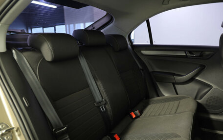 Skoda Rapid I, 2018 год, 1 249 000 рублей, 18 фотография