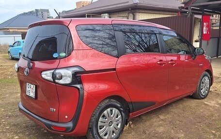 Toyota Sienta II, 2016 год, 1 550 000 рублей, 3 фотография