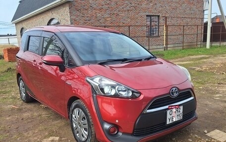 Toyota Sienta II, 2016 год, 1 550 000 рублей, 2 фотография