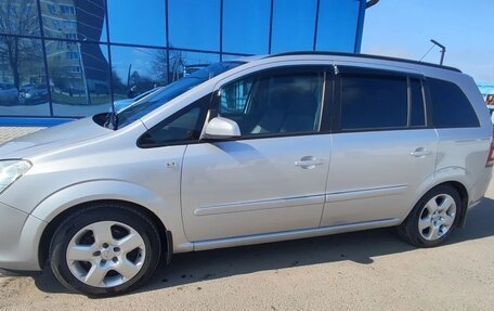 Opel Zafira B, 2008 год, 550 000 рублей, 10 фотография