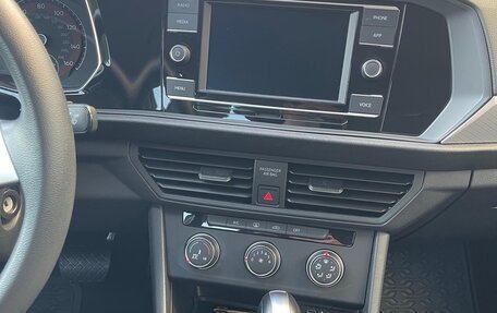 Volkswagen Jetta VII, 2020 год, 2 150 000 рублей, 14 фотография