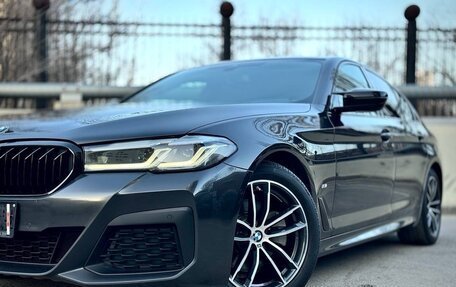 BMW 5 серия, 2020 год, 4 250 000 рублей, 2 фотография