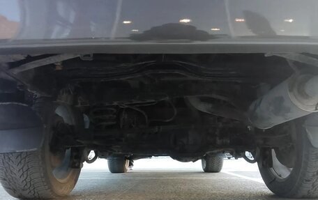 Toyota Land Cruiser 100 рестайлинг 2, 2006 год, 2 000 000 рублей, 23 фотография