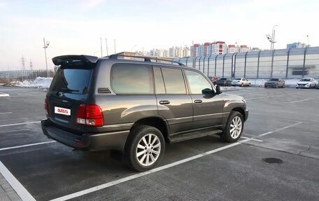 Toyota Land Cruiser 100 рестайлинг 2, 2006 год, 2 000 000 рублей, 24 фотография