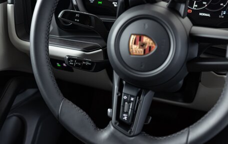 Porsche Cayenne III, 2026 год, 18 790 000 рублей, 16 фотография