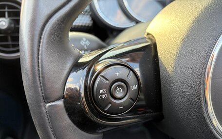 MINI Cabrio, 2020 год, 3 590 000 рублей, 29 фотография