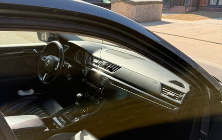 Skoda Superb III рестайлинг, 2016 год, 1 900 000 рублей, 9 фотография