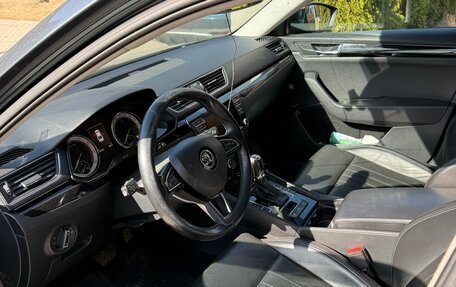 Skoda Superb III рестайлинг, 2016 год, 1 900 000 рублей, 7 фотография