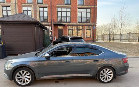 Skoda Superb III рестайлинг, 2016 год, 1 900 000 рублей, 3 фотография