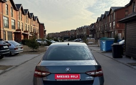 Skoda Superb III рестайлинг, 2016 год, 1 900 000 рублей, 2 фотография