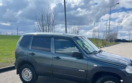 Chevrolet Niva I рестайлинг, 2016 год, 720 000 рублей, 4 фотография