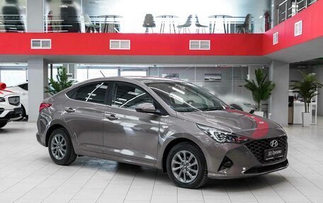 Hyundai Solaris II рестайлинг, 2021 год, 1 650 000 рублей, 3 фотография