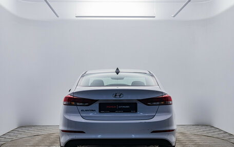 Hyundai Elantra VI рестайлинг, 2017 год, 1 390 000 рублей, 4 фотография