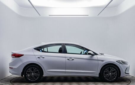 Hyundai Elantra VI рестайлинг, 2017 год, 1 390 000 рублей, 6 фотография