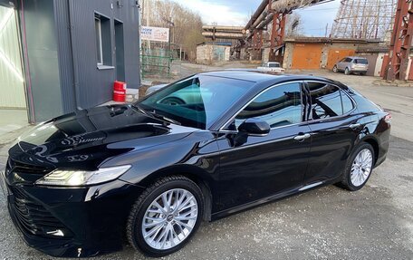 Toyota Camry, 2019 год, 2 990 000 рублей, 22 фотография