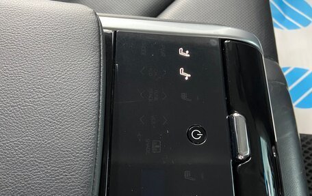 Toyota Camry, 2019 год, 2 990 000 рублей, 20 фотография