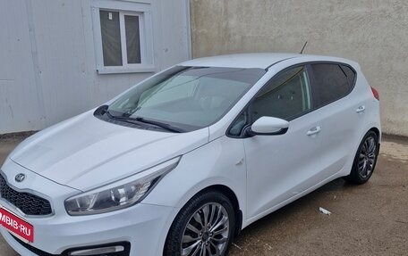 KIA cee'd III, 2016 год, 1 350 000 рублей, 2 фотография