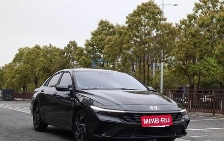 Hyundai Elantra, 2023 год, 1 600 000 рублей, 3 фотография