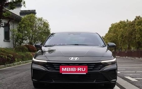 Hyundai Elantra, 2023 год, 1 600 000 рублей, 2 фотография