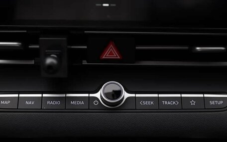 Hyundai Elantra, 2023 год, 1 600 000 рублей, 15 фотография