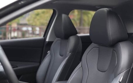 Hyundai Elantra, 2023 год, 1 600 000 рублей, 26 фотография