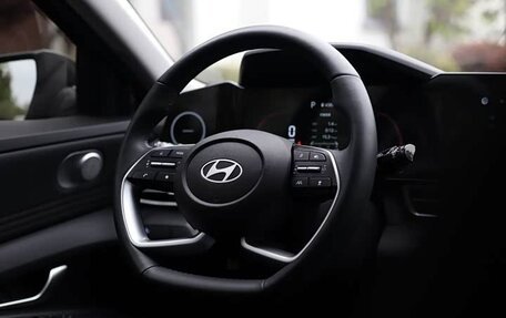 Hyundai Elantra, 2023 год, 1 600 000 рублей, 23 фотография