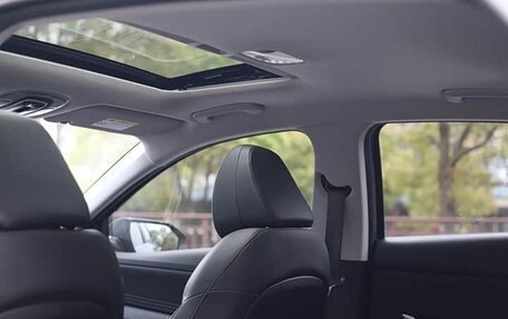 Hyundai Elantra, 2023 год, 1 600 000 рублей, 30 фотография